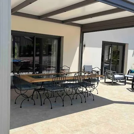 Feriehus Le Clos Du Chene, Maison Avec Sauna, Et Piscine