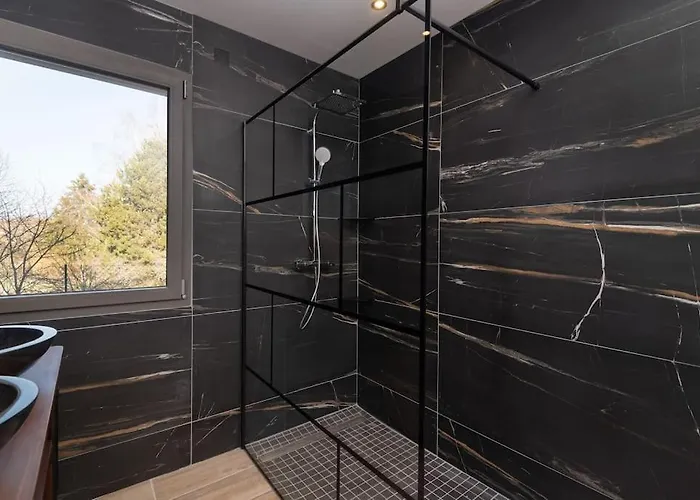 Prázdninový dům Le Clos Du Chene, Maison Avec Sauna, Et Piscine *